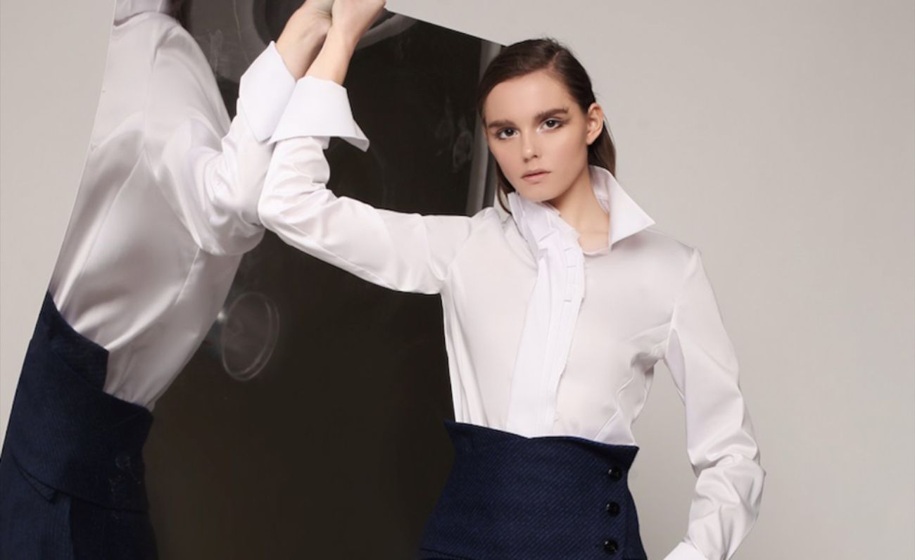 Balossa, elogio della camicia bianca