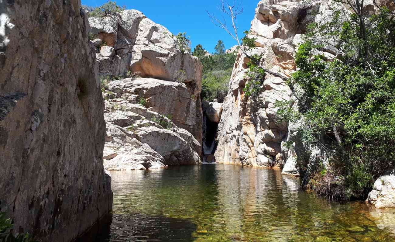 Fiumi da scoprire: in Sardegna spopola l’acquatrekking