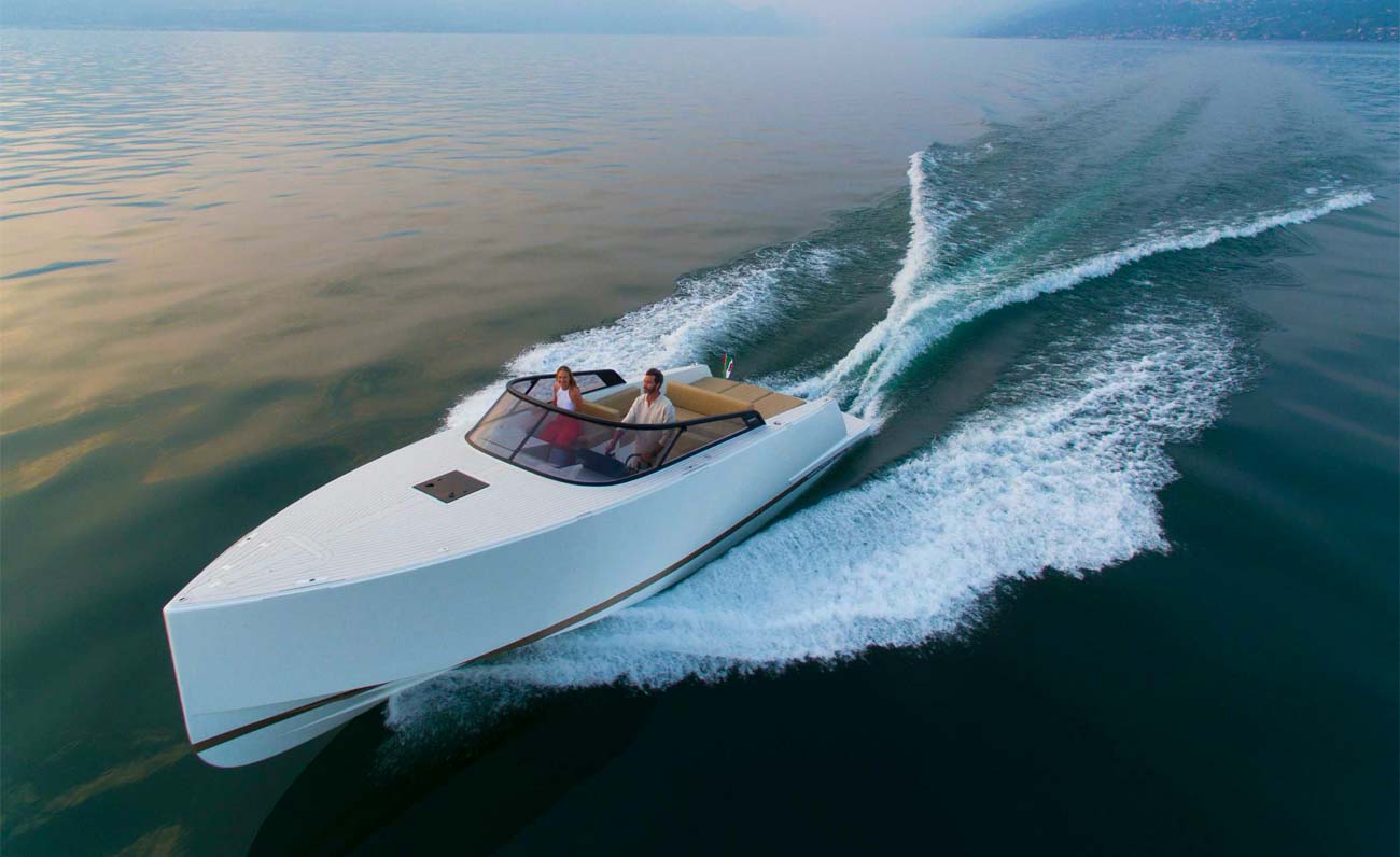 Il varo del nuovo VanDutch 32