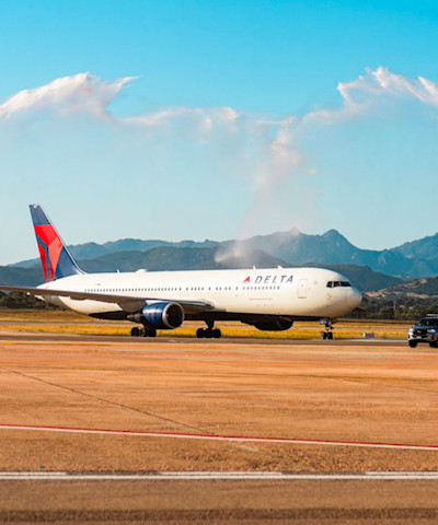 Delta Air Lines launches its first direct flight from Olbia to New York